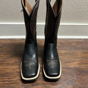 Black Ariat Boots